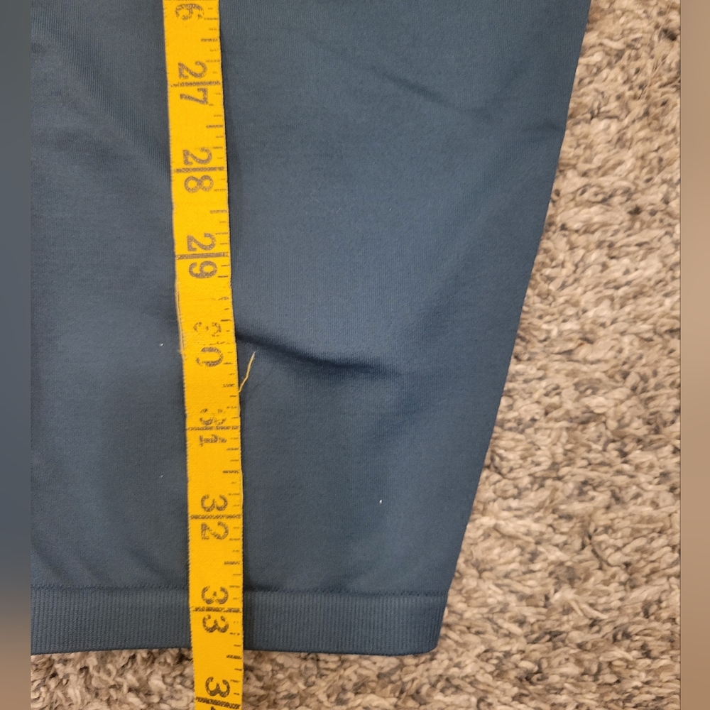 Fabletics Leggings - Picture 6 of 6